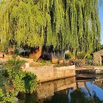Ubytování v soukromí D'hotes Le Moulin D'ane