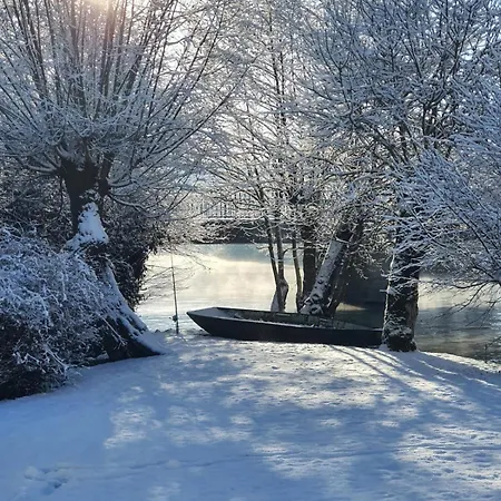 Проживание в семье Le Moulin D'ane A Ньор